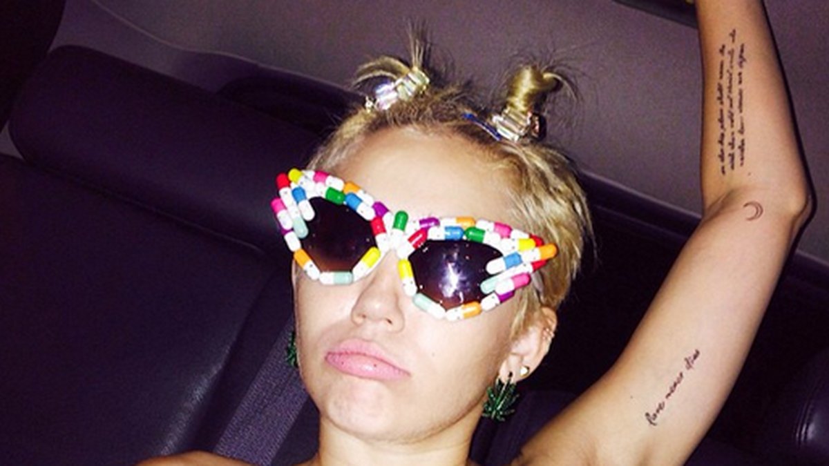 Miley på partaj. 